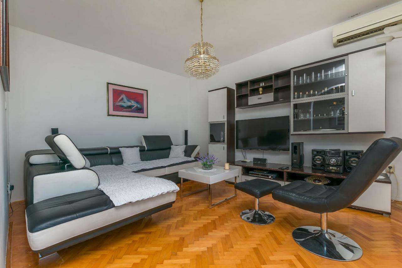 Apartment Marijana Омиш Экстерьер фото