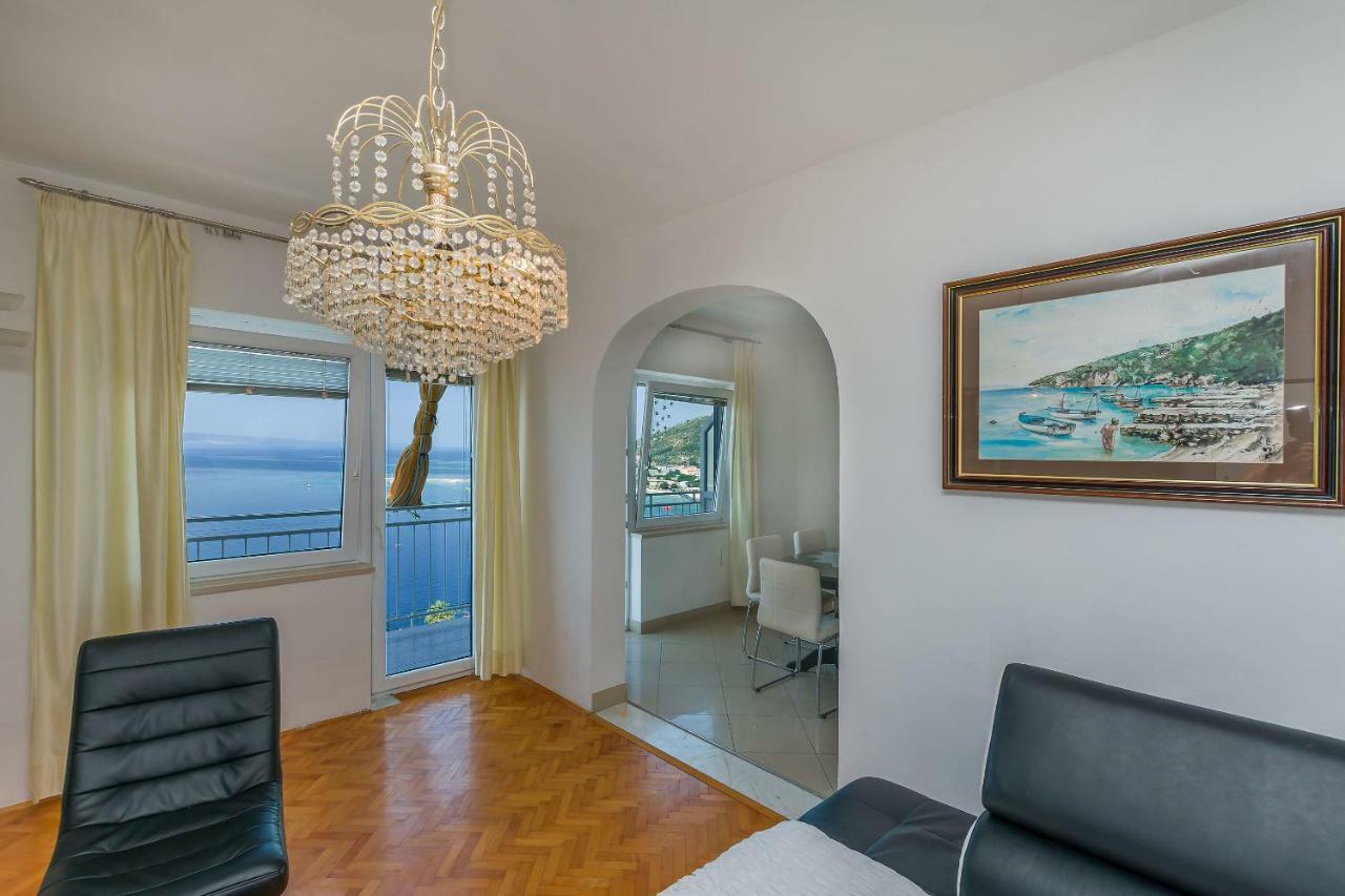 Apartment Marijana Омиш Экстерьер фото