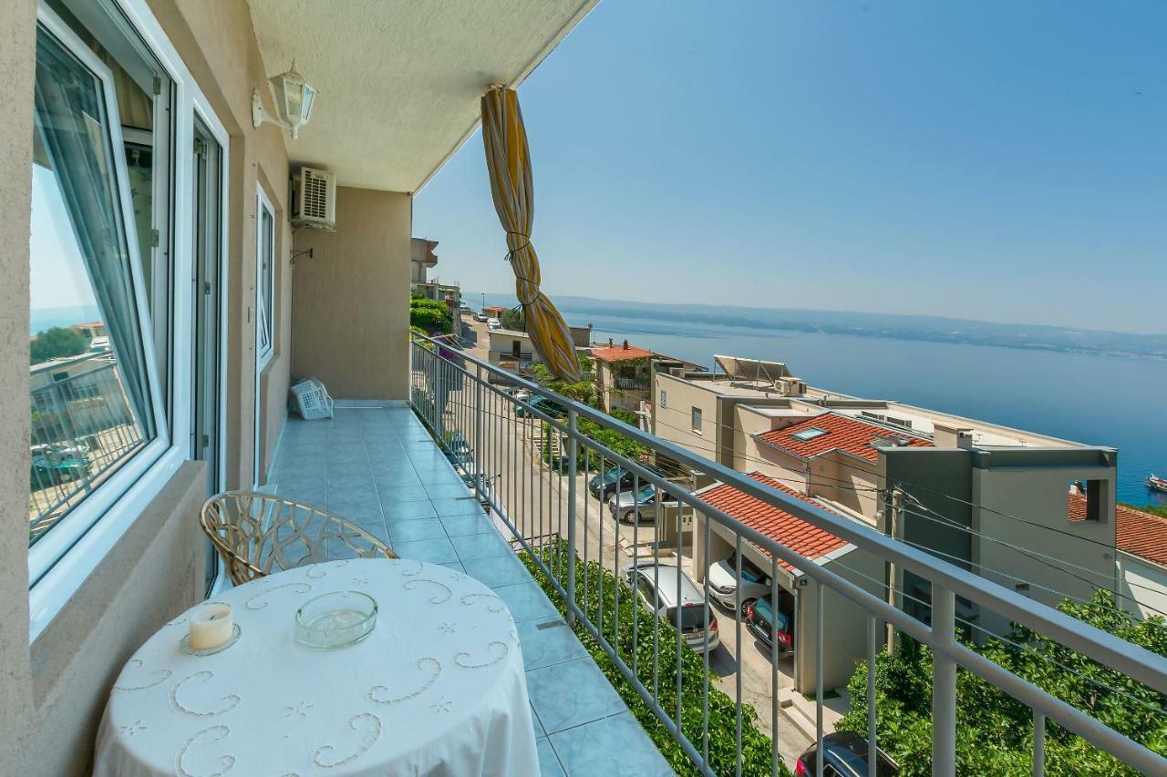 Apartment Marijana Омиш Экстерьер фото